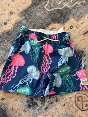 abercrombie kids Navy Jellyfish Swim trunks, full mesh liner. Size 7/8